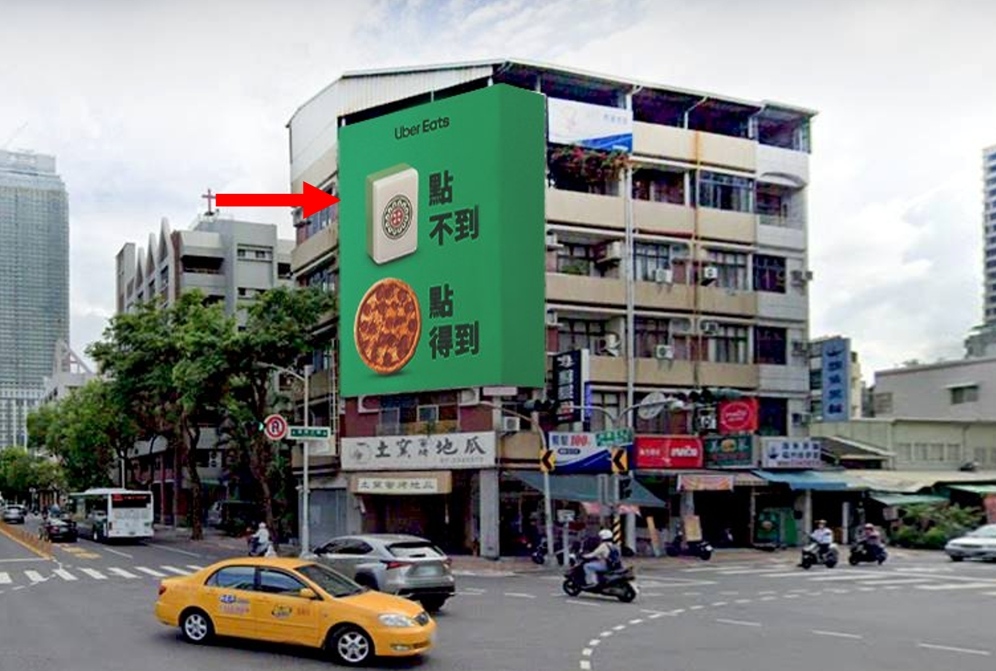 星鉿媒體-高雄市中華五路&復興三路口看板(IKEA商圈)-0-